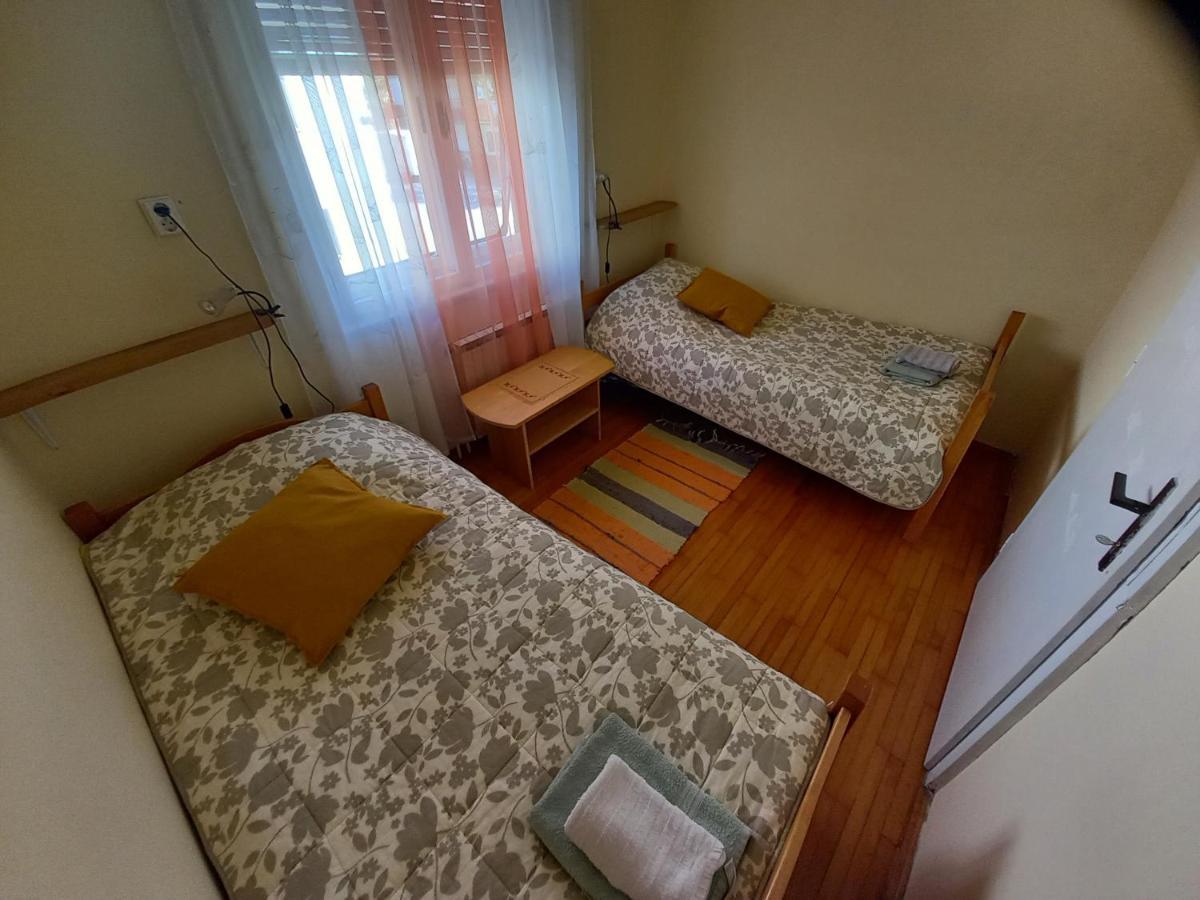 Rooms Apartma Церкниця Екстер'єр фото